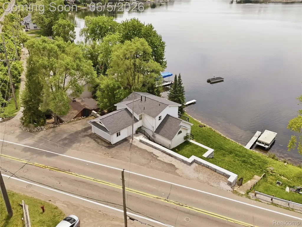 7217 Andersonville Road Independence Charter Township MI 48346