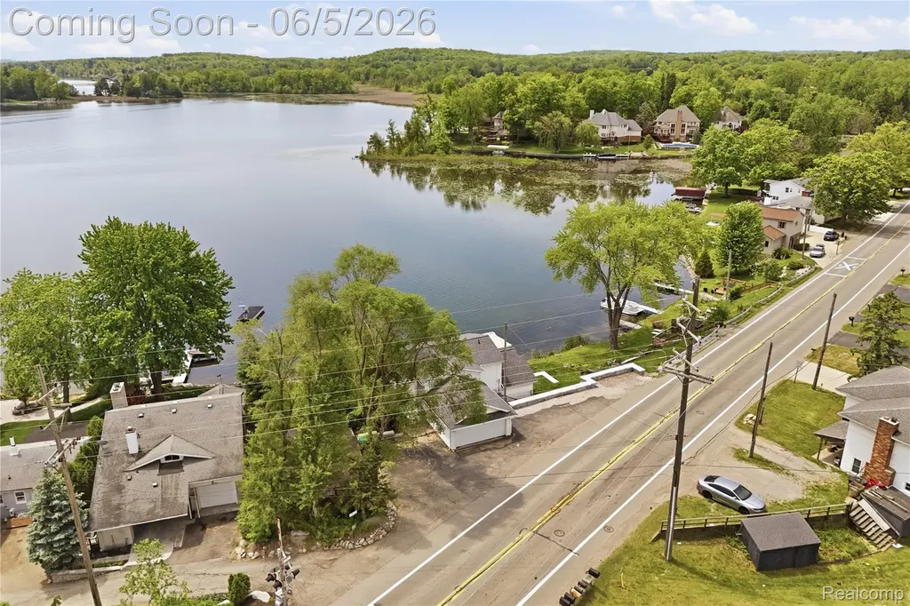 7217 Andersonville Road Independence Charter Township MI 48346