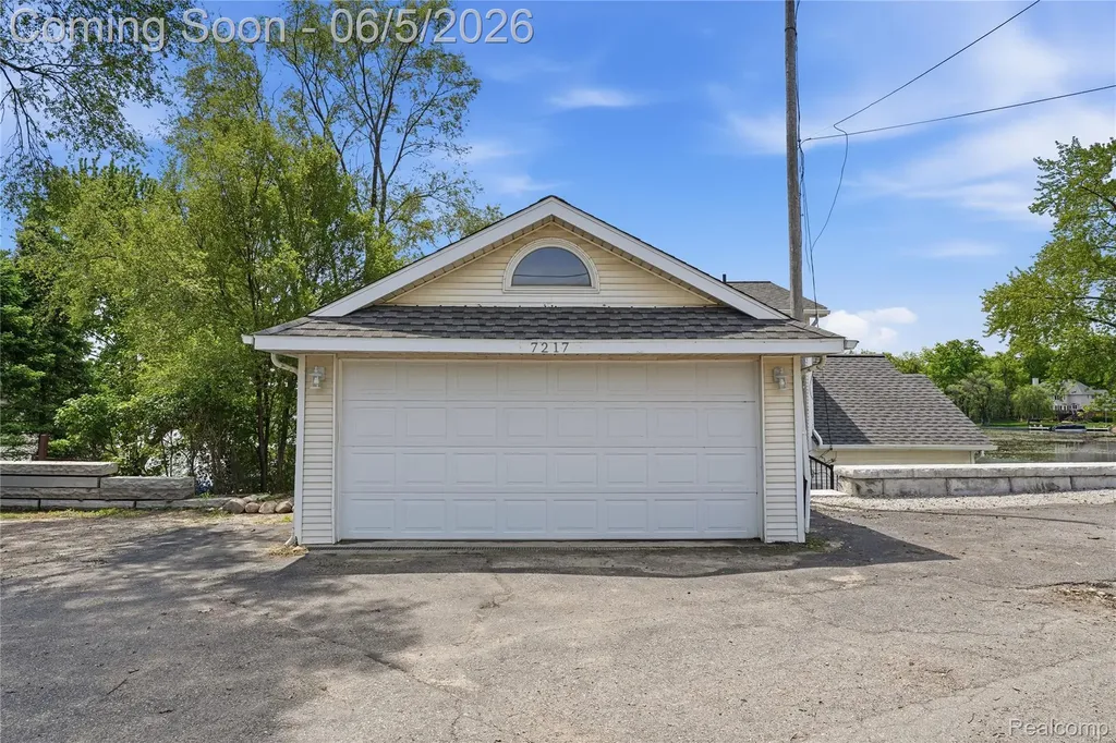 7217 Andersonville Road Independence Charter Township MI 48346