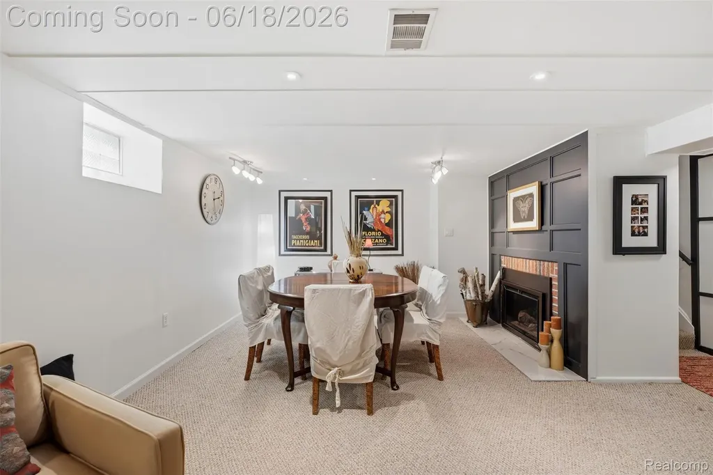 25531 Crystal Spring Court Farmington Hills City MI 48336