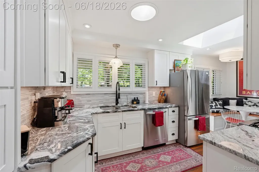 25531 Crystal Spring Court Farmington Hills City MI 48336