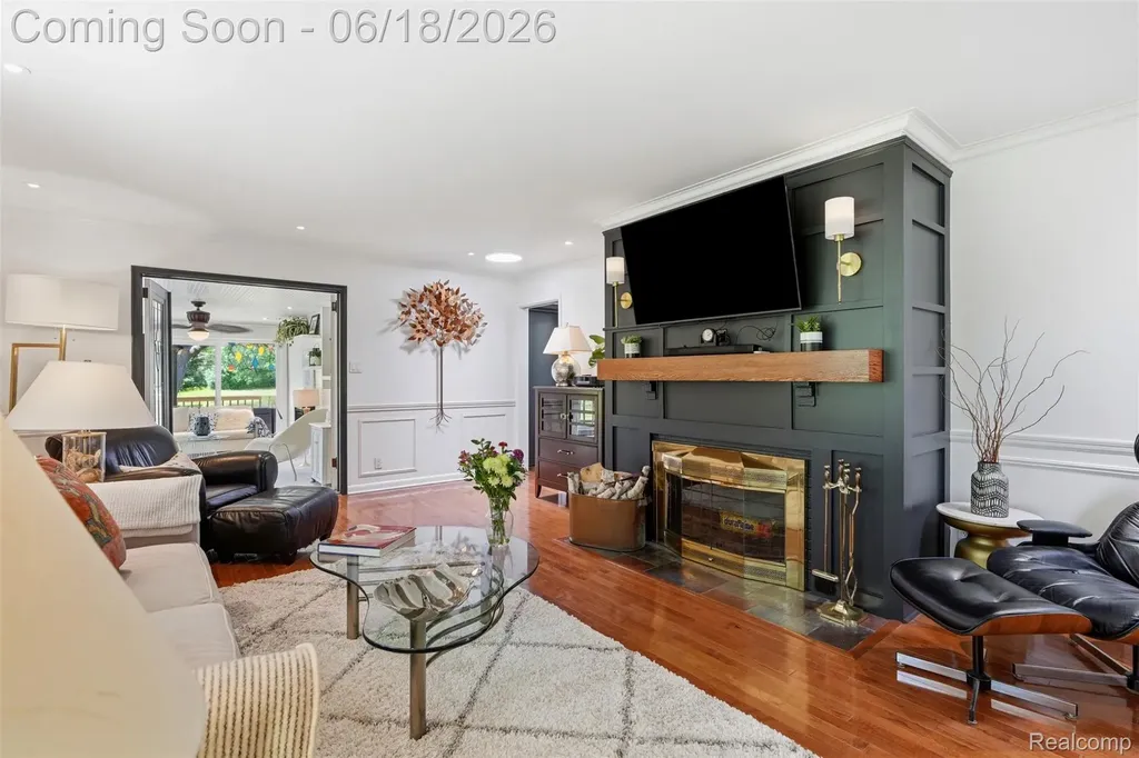 25531 Crystal Spring Court Farmington Hills City MI 48336