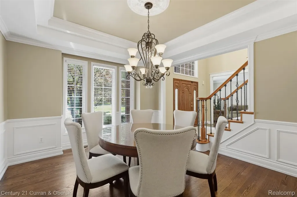 24081 Wintergreen Novi City MI 48374