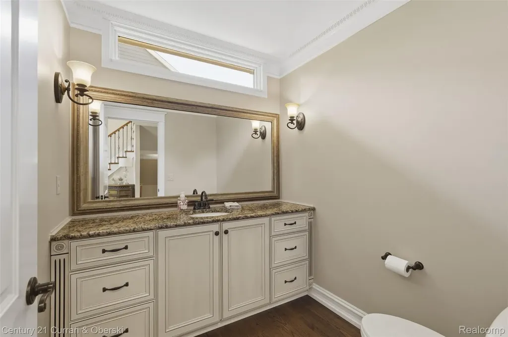 24081 Wintergreen Novi City MI 48374
