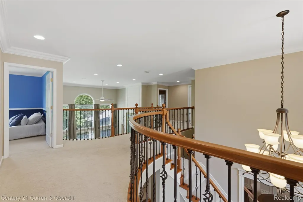 24081 Wintergreen Novi City MI 48374