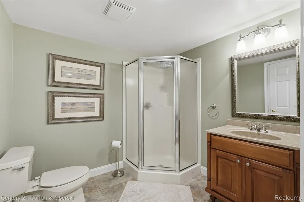 24081 Wintergreen Novi City MI 48374