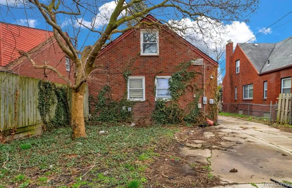 11437 Kenmoor Street Detroit City MI 48205