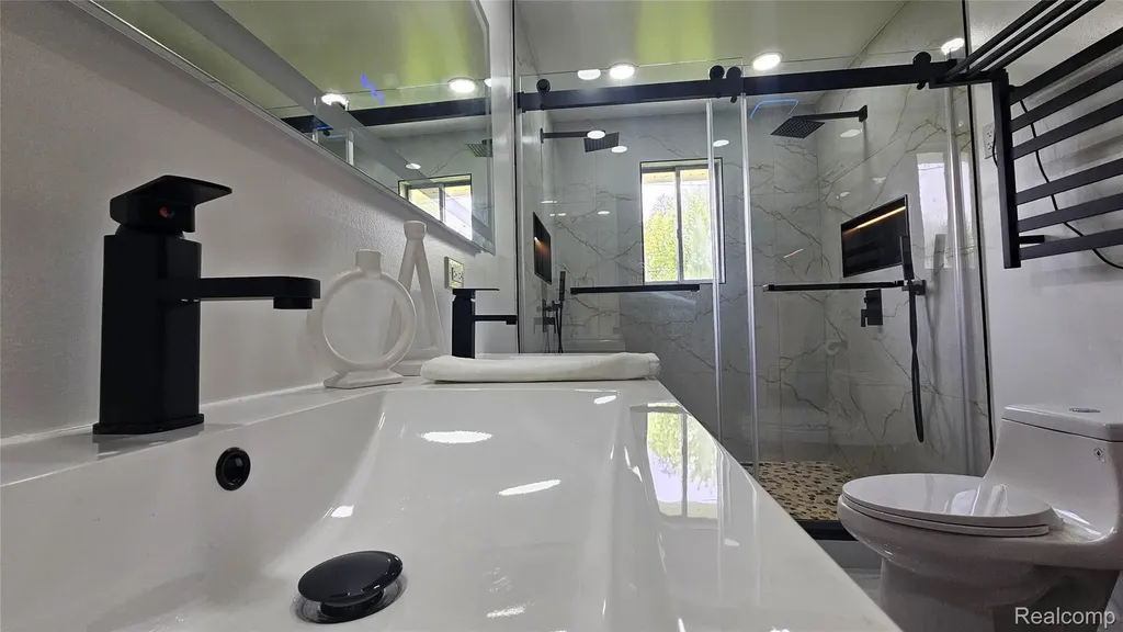 2469 Hatherly Avenue Flint Charter Township MI 48504