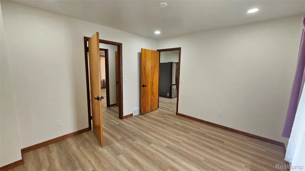 2469 Hatherly Avenue Flint Charter Township MI 48504