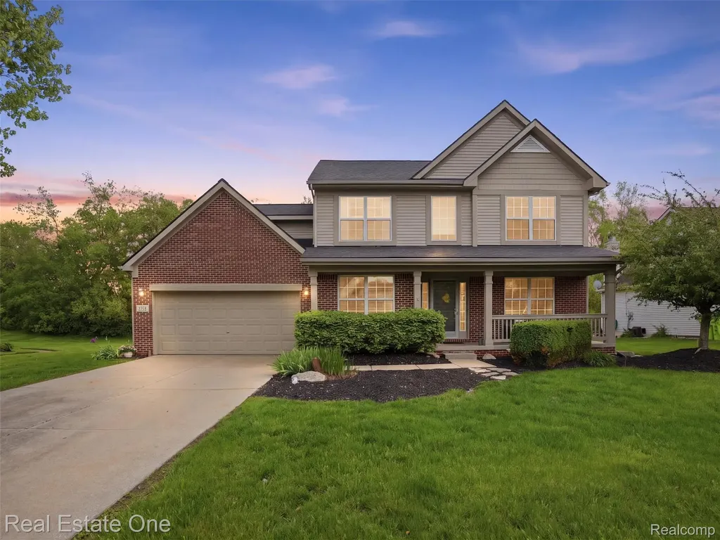 1786 Four Seasons Drive Hartland Township MI 48843