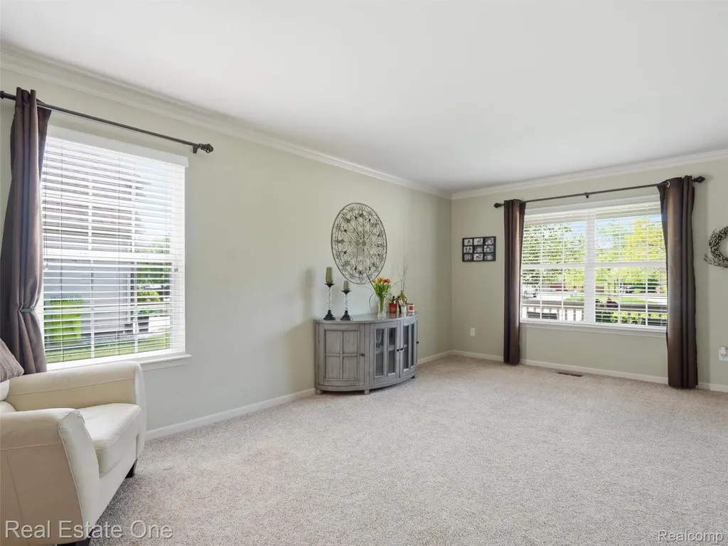 1786 Four Seasons Drive Hartland Township MI 48843