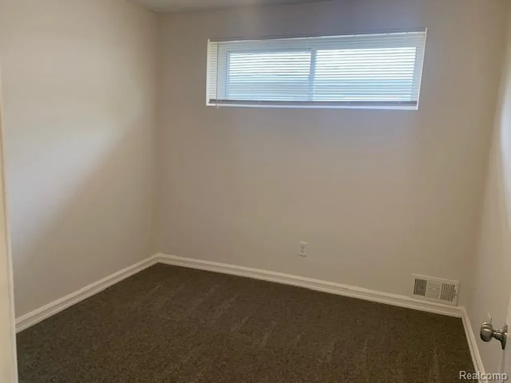 9167 Groschner Street Taylor City MI 48180