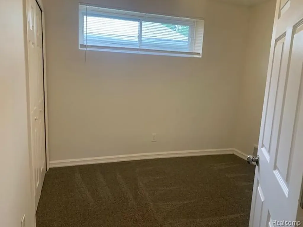 9167 Groschner Street Taylor City MI 48180