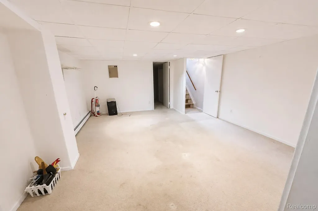 13372 S Horrell Road Heritage South Lyon City MI 48178