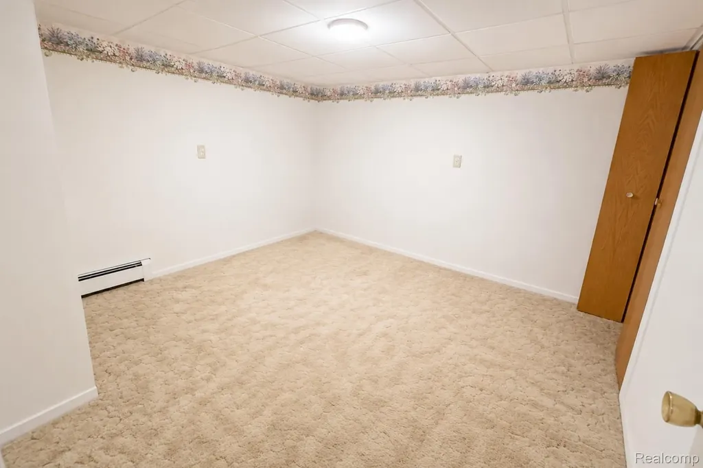 13372 S Horrell Road Heritage South Lyon City MI 48178