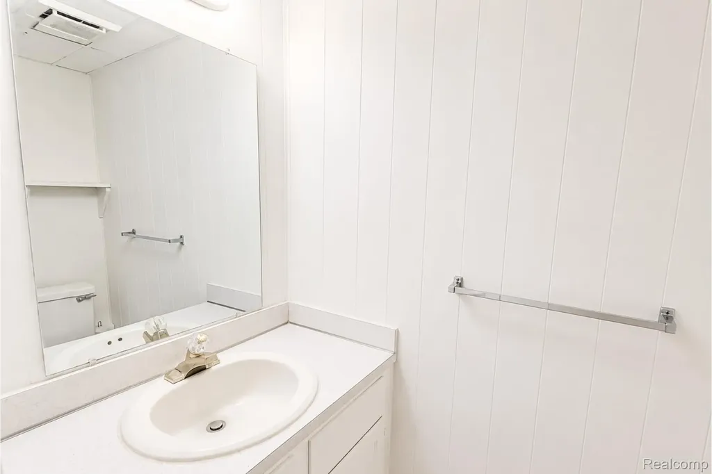 13372 S Horrell Road Heritage South Lyon City MI 48178