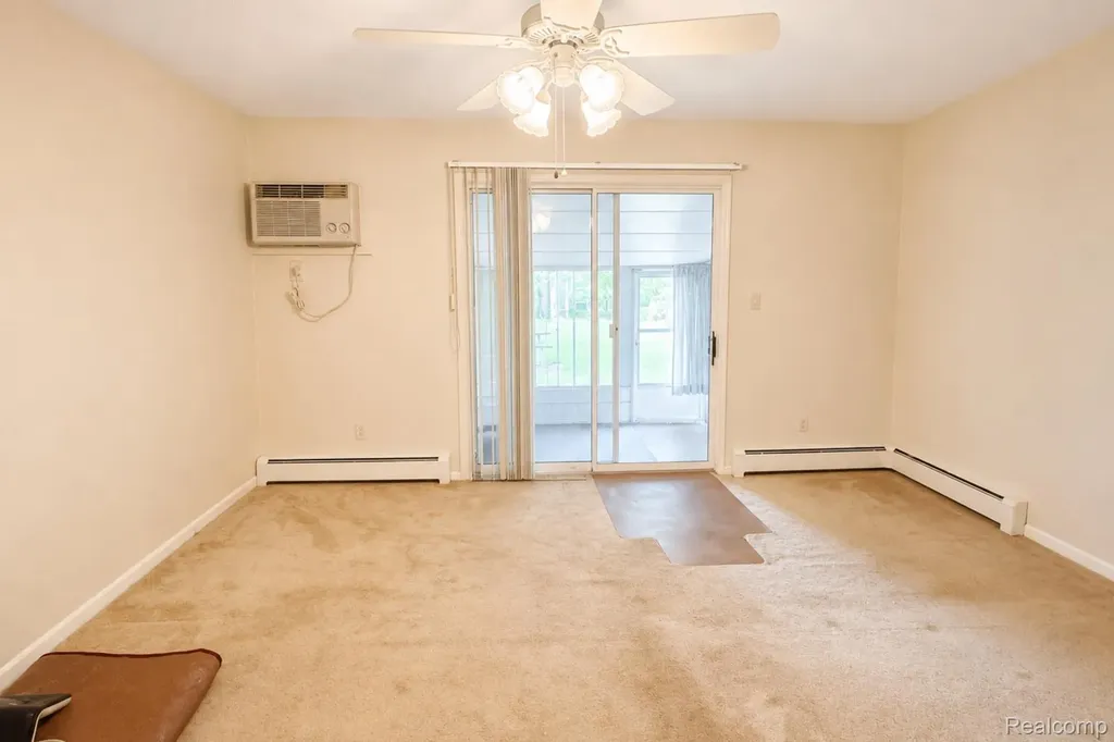13372 S Horrell Road Heritage South Lyon City MI 48178