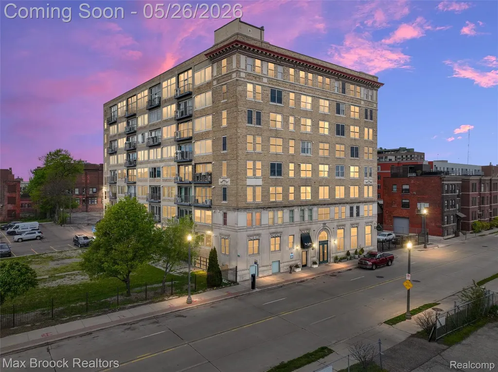 2915 John R Street Detroit City MI 48201