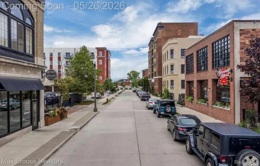 2915 John R Street Detroit City MI 48201