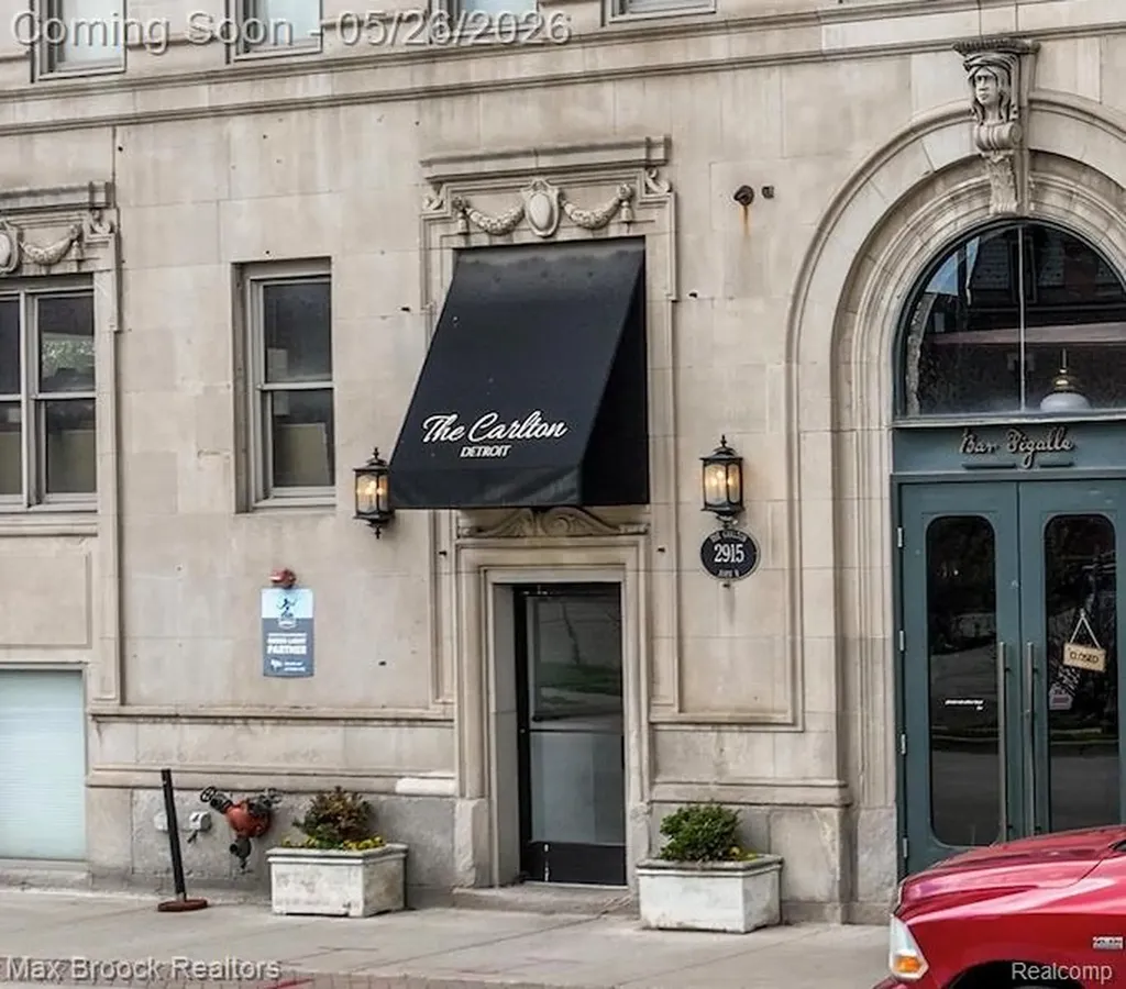 2915 John R Street Detroit City MI 48201