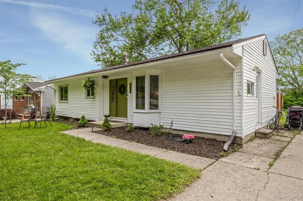 3360 Creek Drive Ann Arbor City MI 48108