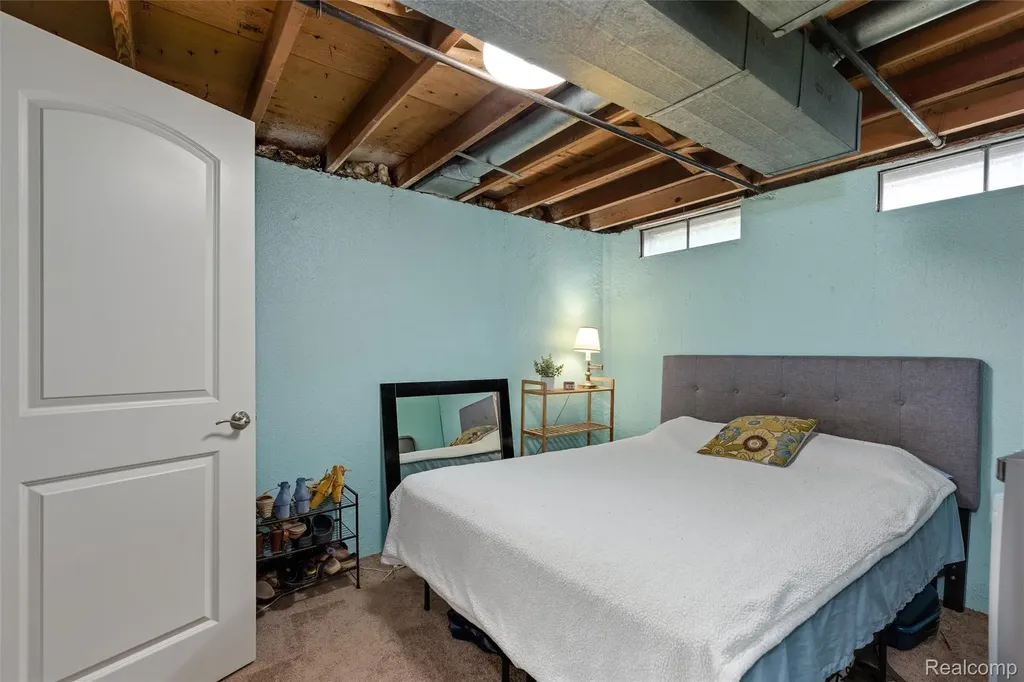 3360 Creek Drive Ann Arbor City MI 48108