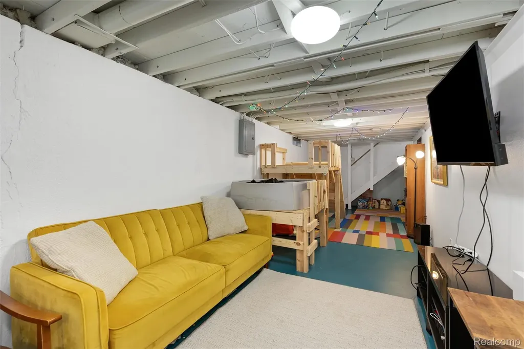 3360 Creek Drive Ann Arbor City MI 48108