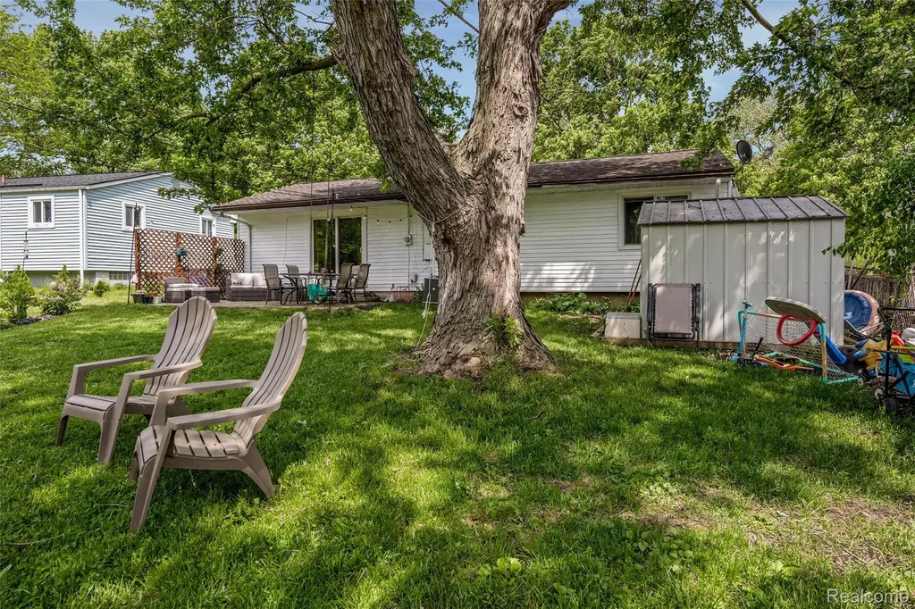 3360 Creek Drive Ann Arbor City MI 48108