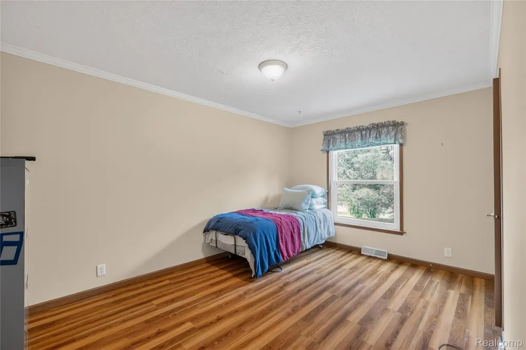 12239 Maple Creek Court Green Oak Township MI 48178