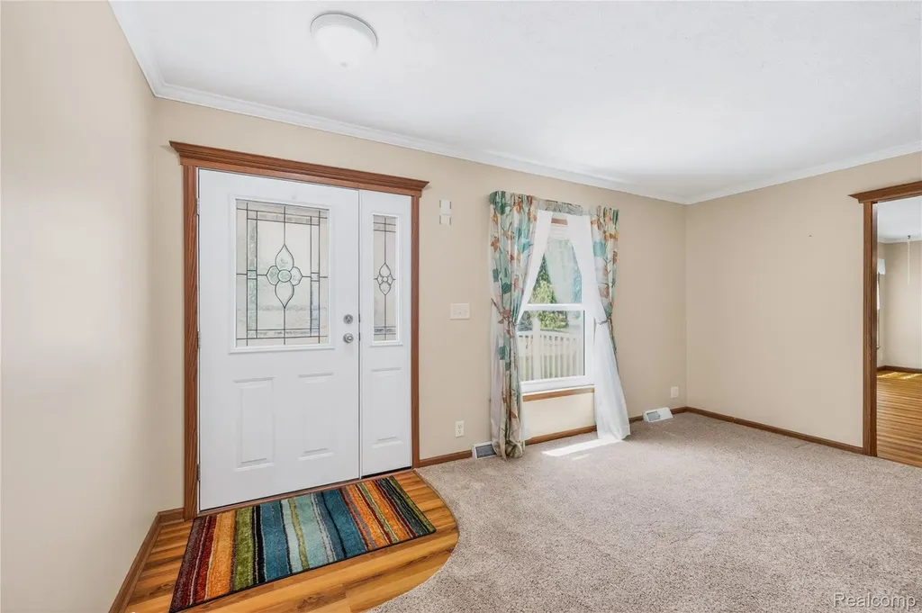 12239 Maple Creek Court Green Oak Township MI 48178