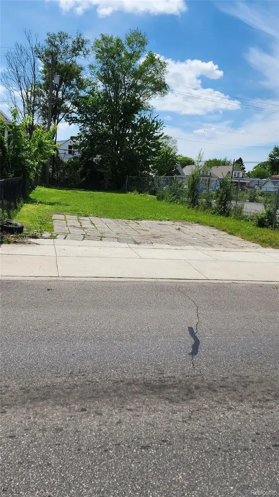 13015 Conant Street Detroit City MI 48212