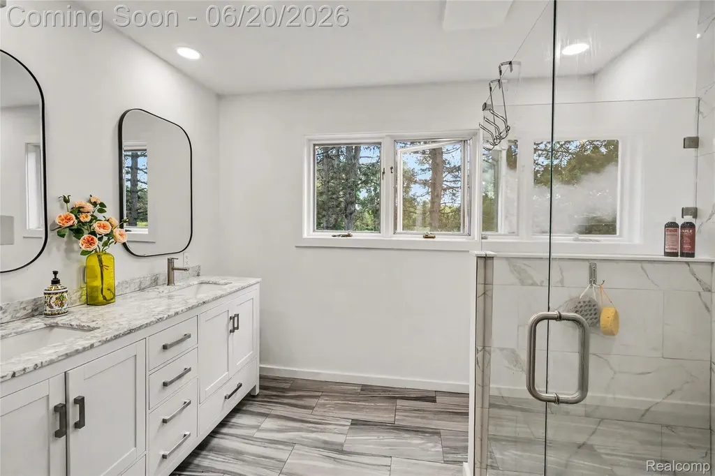 5465 S Lake George Road Dryden Township MI 48455