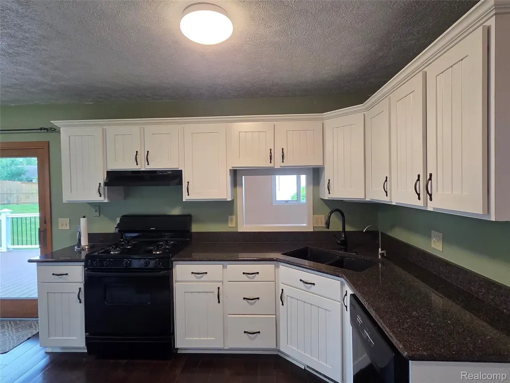 5926 Buttonwood Drive Meridian Charter Township MI 48840