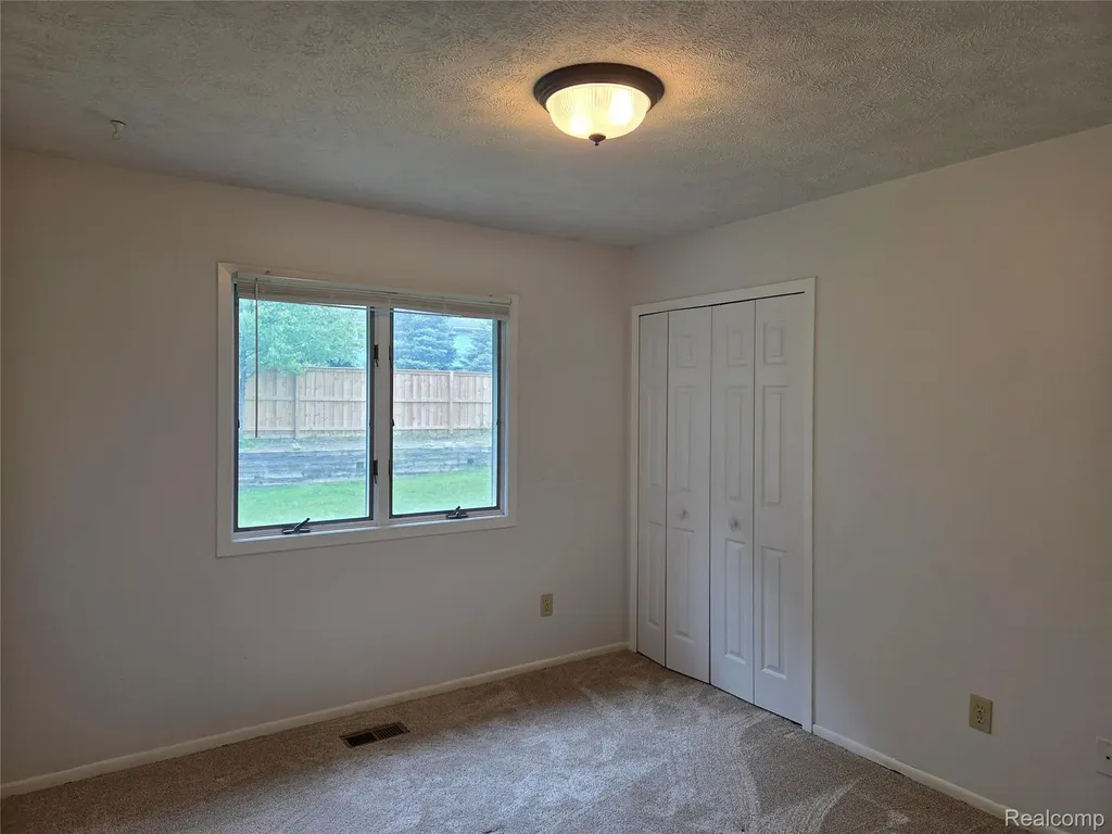 5926 Buttonwood Drive Meridian Charter Township MI 48840