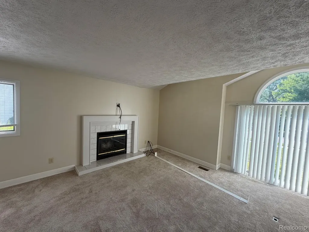 5926 Buttonwood Drive Meridian Charter Township MI 48840