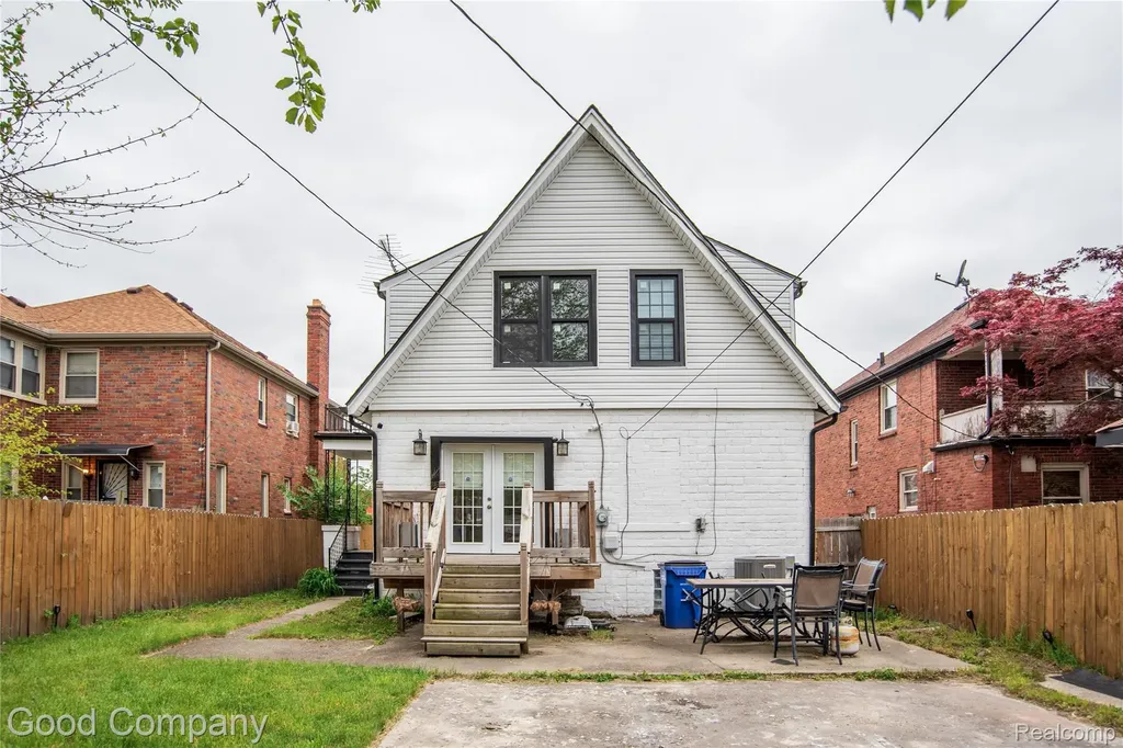 18100 Ohio Street Detroit City MI 48221