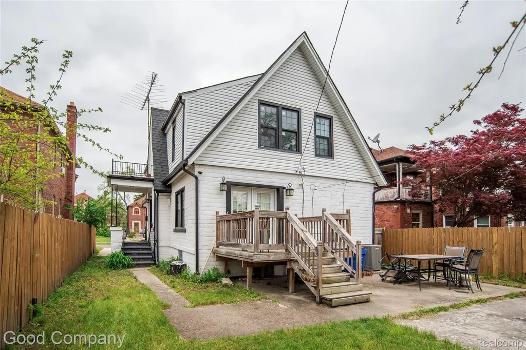 18100 Ohio Street Detroit City MI 48221