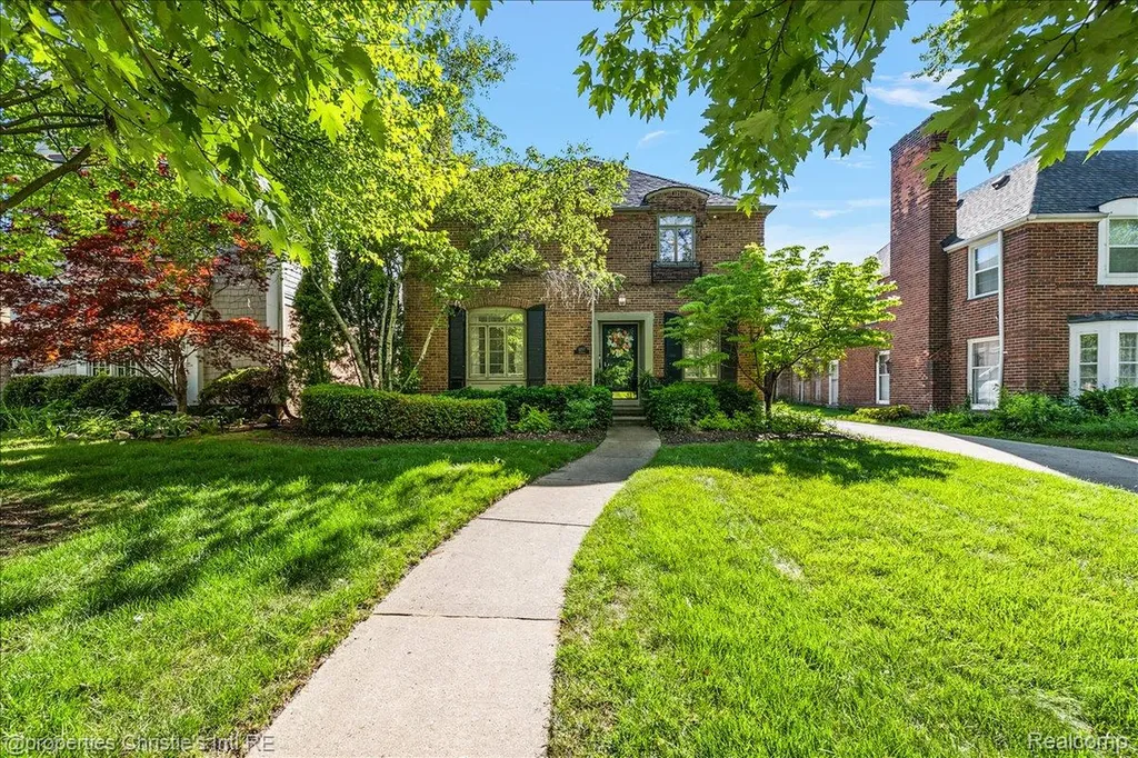 1257 Audubon Road Grosse Pointe Park City MI 48230