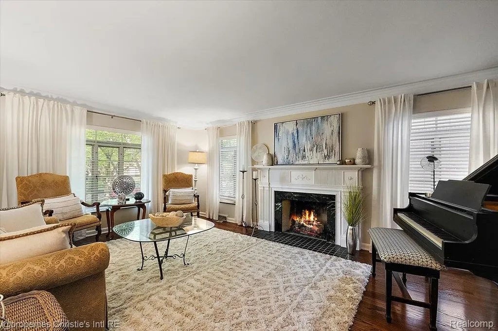 1257 Audubon Road Grosse Pointe Park City MI 48230
