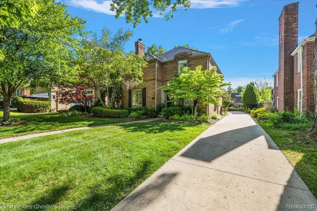 1257 Audubon Road Grosse Pointe Park City MI 48230
