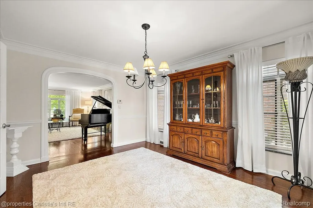 1257 Audubon Road Grosse Pointe Park City MI 48230