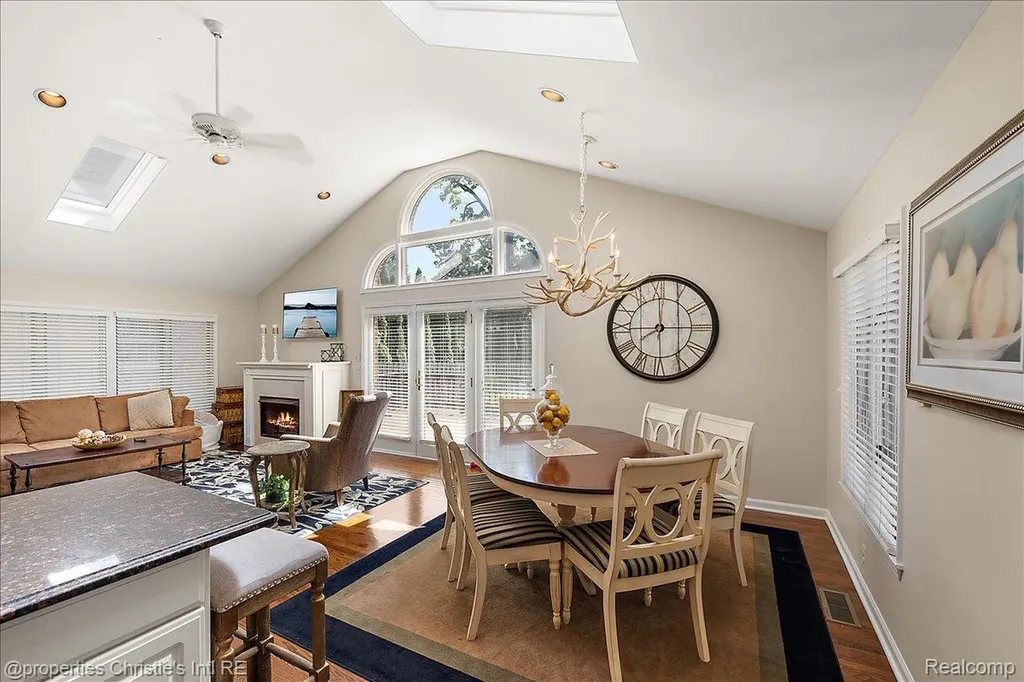1257 Audubon Road Grosse Pointe Park City MI 48230