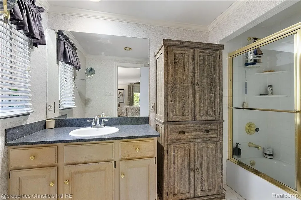1257 Audubon Road Grosse Pointe Park City MI 48230