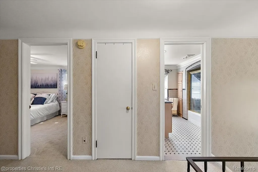 1257 Audubon Road Grosse Pointe Park City MI 48230