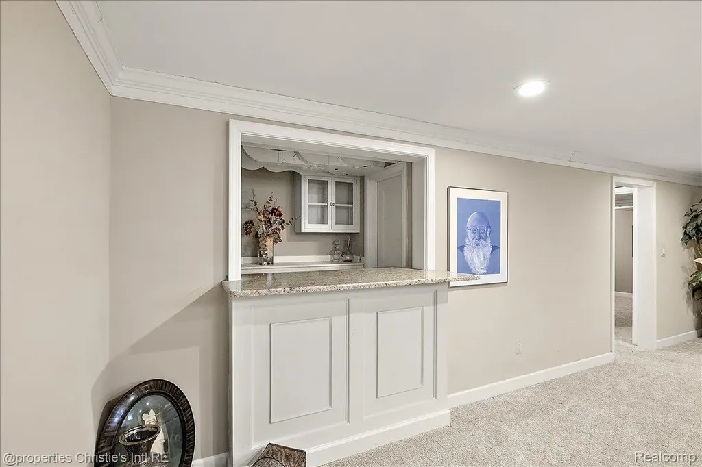 1257 Audubon Road Grosse Pointe Park City MI 48230