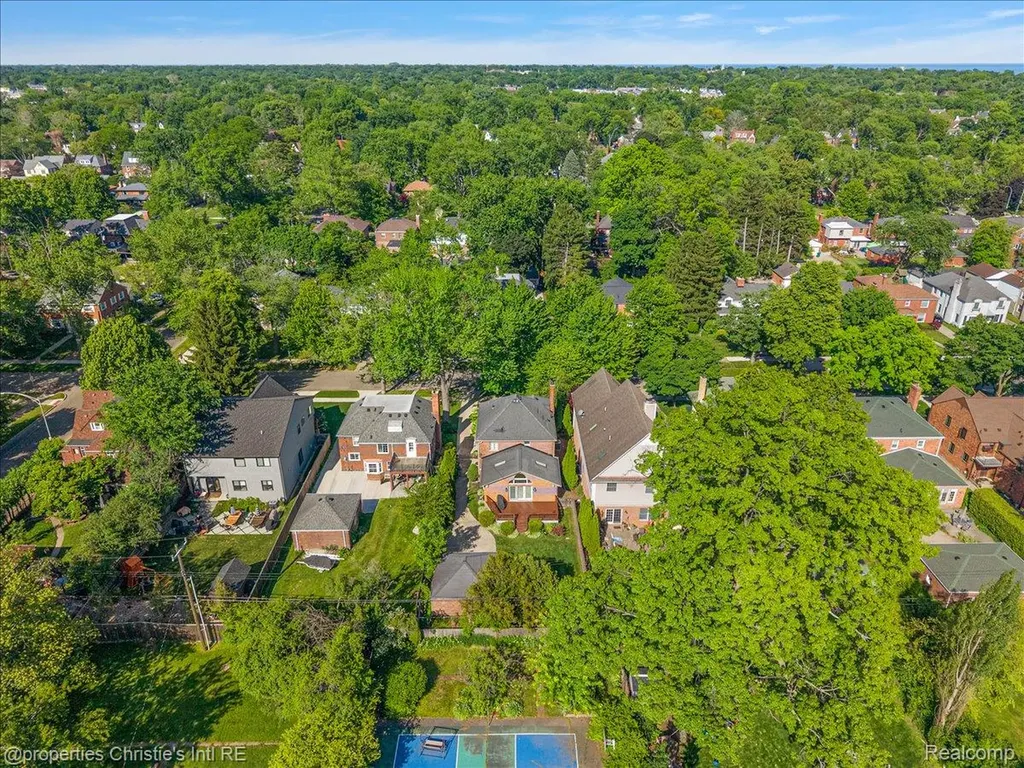 1257 Audubon Road Grosse Pointe Park City MI 48230