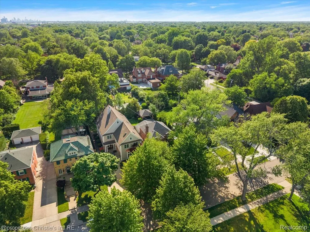 1257 Audubon Road Grosse Pointe Park City MI 48230