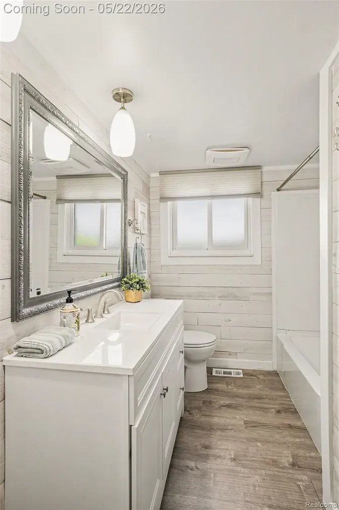 5364 Fern Avenue Grand Blanc Charter Township MI 48439