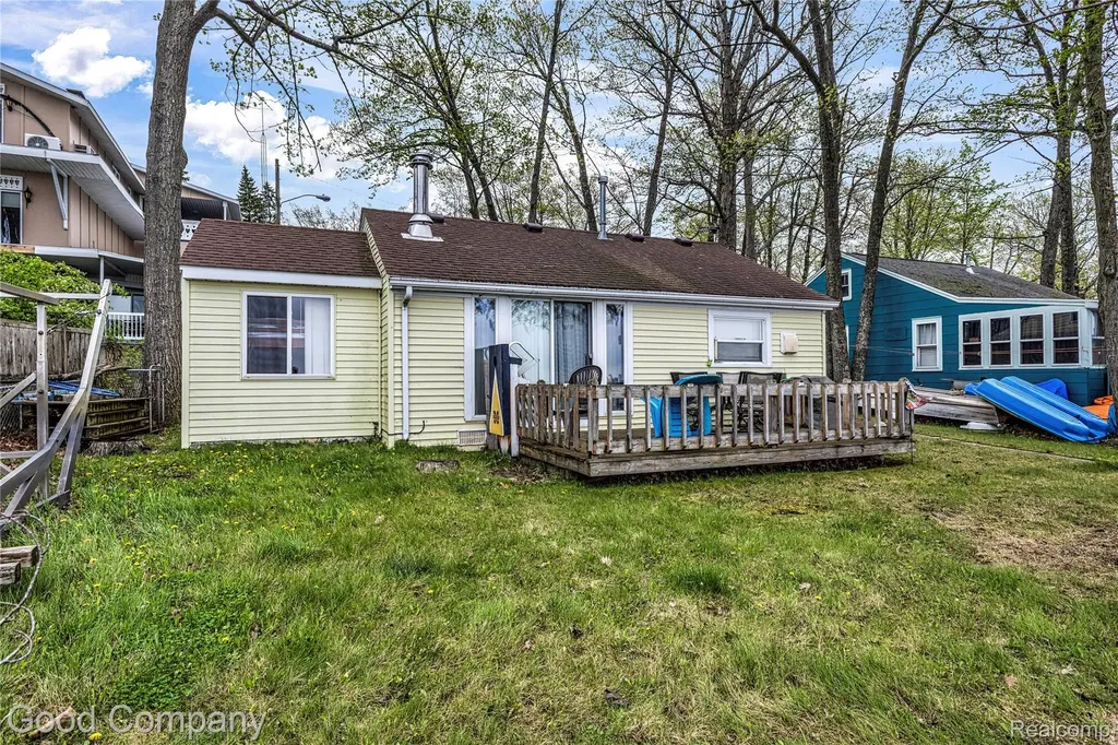 100 Holly Avenue Denton Township MI 48651