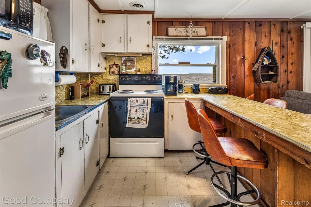 100 Holly Avenue Denton Township MI 48651